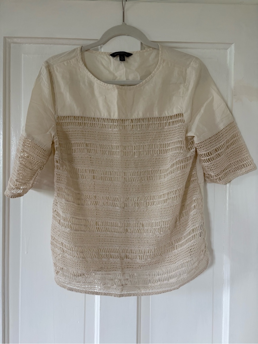 Banana Republic Cream Crochet Sleeve Blouse
